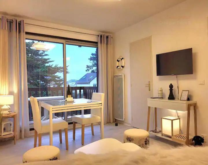 Studio Front De Mer แมร์วิลล์-ฟรองซีวิลล์-พลาจ ภายนอก รูปภาพ